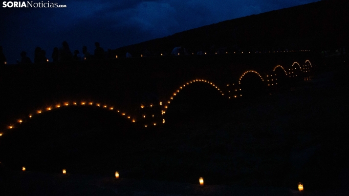 GALERÍA | El viento desafía a las Luces del Duero en Salduero