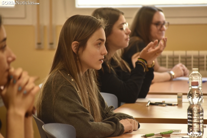FOTOS Y CRÓNICA | 477 estudiantes inauguran una PAU con nuevas reglas de juego