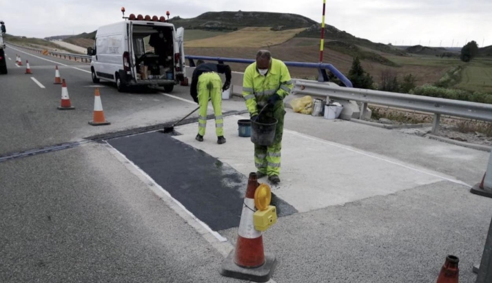 Luz verde al mantenimiento de tramos de la A-15, N-111 y N-2 por más de 10 M€