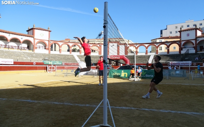 FOTOS | Arranca el Vóley Plaza