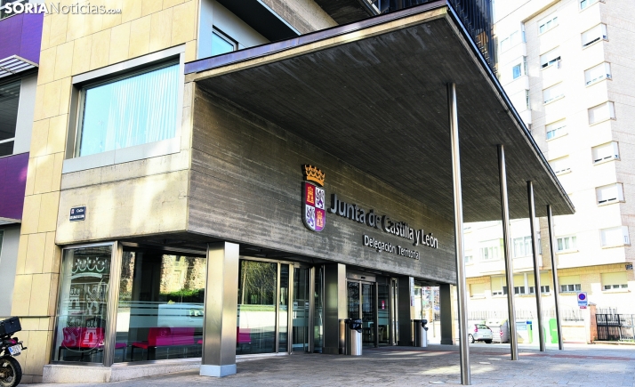 La Junta anuncia 54 medidas para la reducción de la carga burocrática en Castilla y León