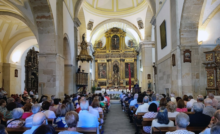 Fin a la amenaza de desplome: la iglesia de San Leonardo de Yagüe reabre tras una inversión de 200.000 euros