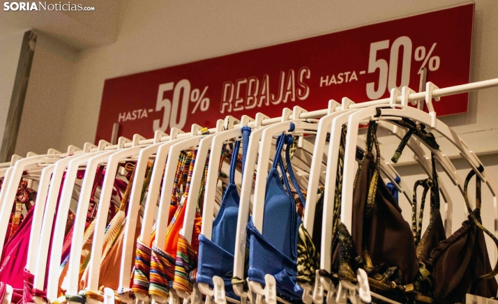 Con las rebajas, CONFERCO confía en un repunte del consumo este verano 