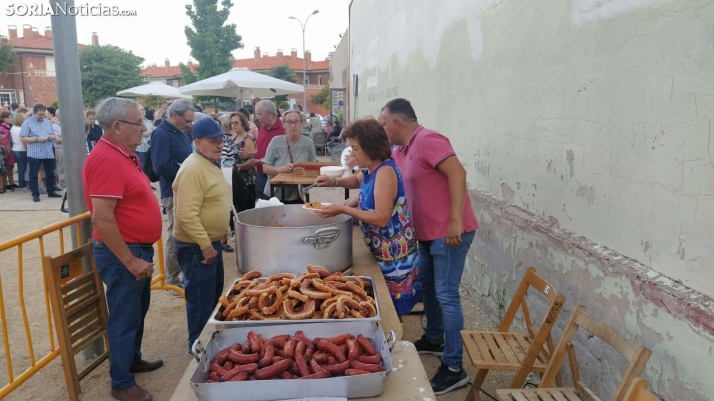 Migas, photocalls y fiesta de la espuma: las claves de las fiestas de Santa Bárbara