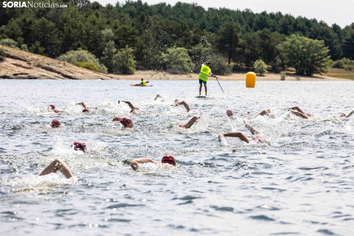 Últimos días para participar en una de las travesías a nado más espectaculares de España