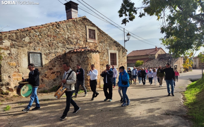 Tributo a La Oreja de Van Gogh y noche de estrellas en la Semana Cultural de Carbonera