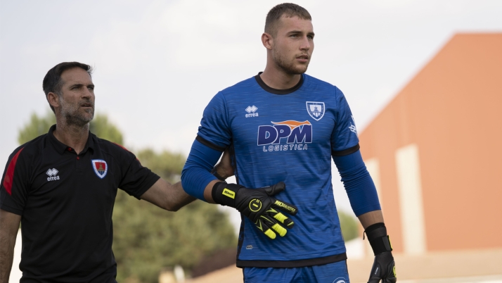 Oleg Oliynyk convence y se convierte en el nuevo portero del Numancia