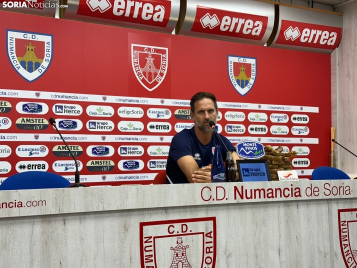 El C.D. Numancia sigue atento al mercado: estas son las dos piezas que cerrarían la plantilla