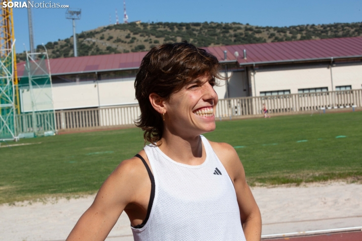 Marta Pérez vuelve a bajar de los 4 minutos y escribe, de nuevo, su nombre en la historia del atletismo español