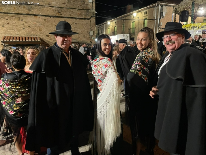 El Royo se viste de gala para un desfile con mucha historia