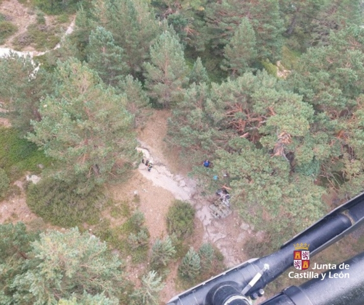 Rescatan en la senda del Duero a un varón de 59 años que había localizado un grupo de senderistas