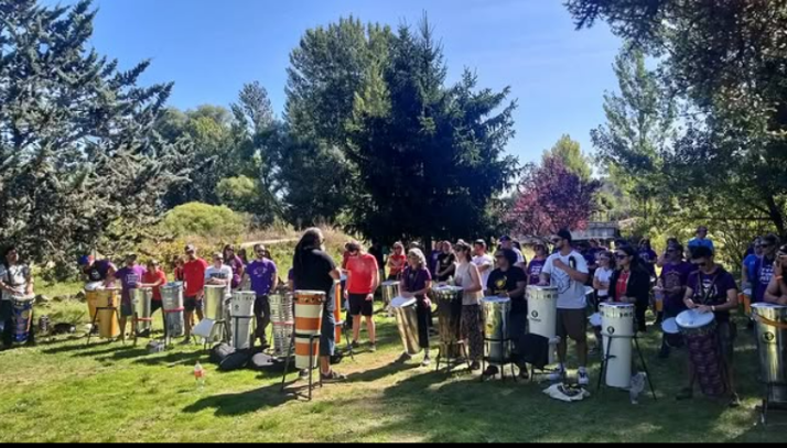 ¿Eres un amante de las batukadas y la percusión? Este pueblo de Soria organiza el festival perfecto para ti