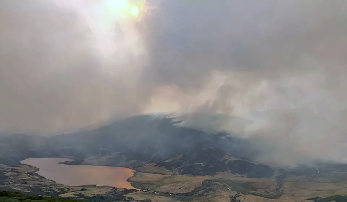 Mañueco convoca de urgencia a su gobierno para aprobar mañana el plan contra los incendios