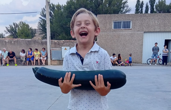 Esta es la hortaliza más grande de Soria: pesa casi 2 kg y mide 53 centímetros