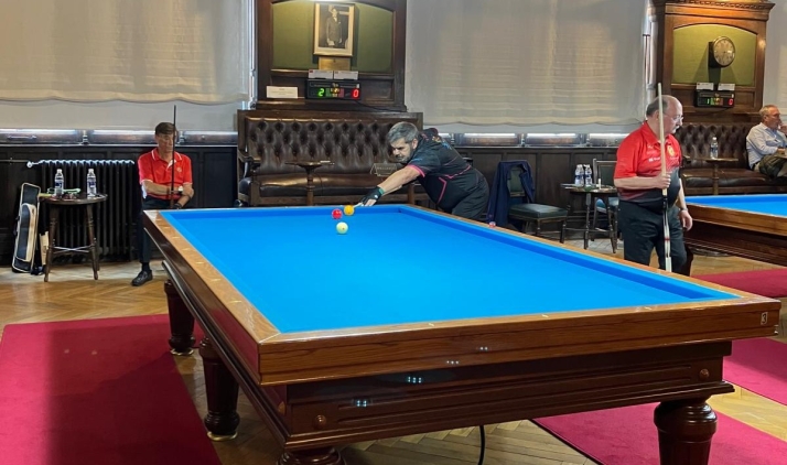 Carlos Cortés alcanza los cuartos de final en el Open Nacional de Tres Bandas de Bilbao