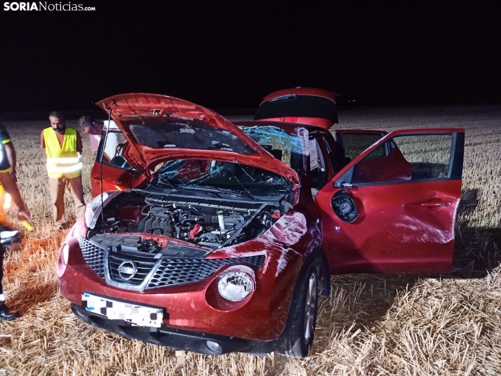 AMPLIACIÓN | Una mujer de 48 años, herida tras un aparatoso accidente de tráfico cerca de Almazán