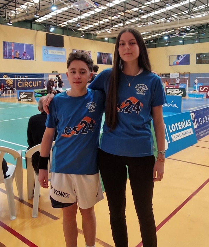 Aarón Barrera y Jimena Antón.