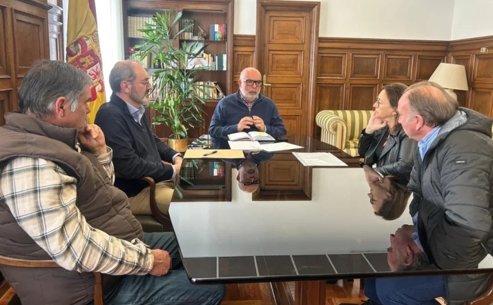 La retirada de Avatel para la instalación de fibra óptica deja en la incertidumbre en estos tres pueblos de Soria