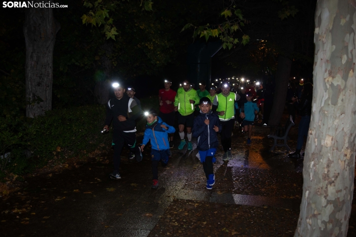 La VI Carrera de las Ánimas reúne a 734 corredores y recauda 3.200 euros