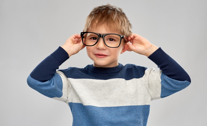 MUFACE activa una ayuda de 100 euros para gafas de menores