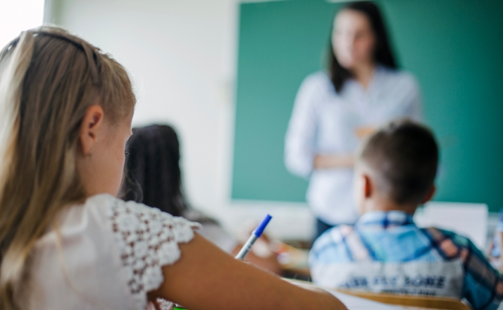El sueldo de un docente en Castilla y León vale hoy un 20% menos que en 2010, según STECyL-i