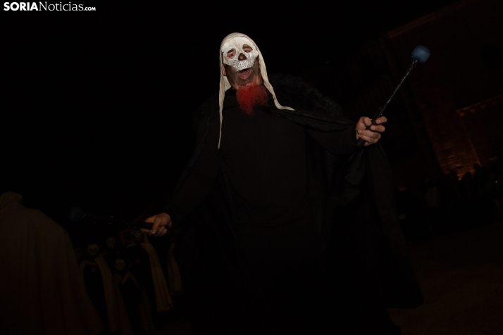 La polémica entre las Ánimas y la Diputación destapa el malestar en los pueblos con tradiciones por los Santos