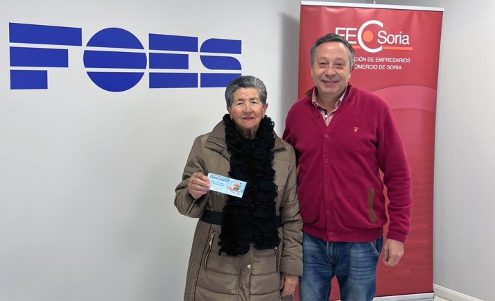 Esperanza Marín, de 85 años, gana los 6.000 euros del Eurocentrín de FECSoria
