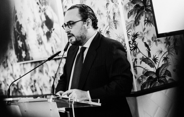 La cultura inglesa y Julio Iglesias, protagonistas de la visita de Ignacio Peyró a Soria