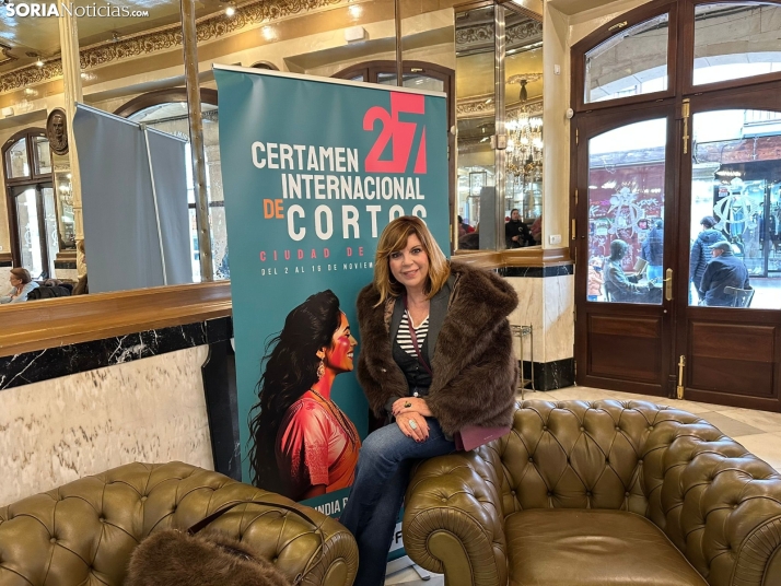 Belinda Washington: Tenemos que dejar de compararnos y volver a ser auténticos