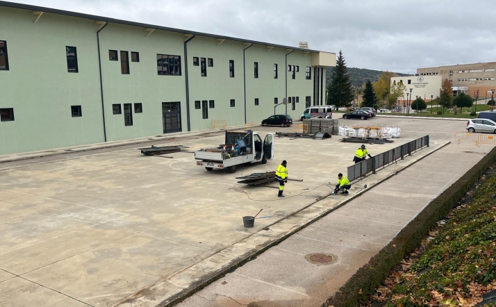 La vieja pista de patinaje de Los Pajaritos deja paso a un parking y un proyecto de 460.000€