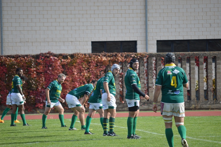 Del campo a la solidaridad: el Rugby Soria organiza su Movember Party tras caer ante el campeón