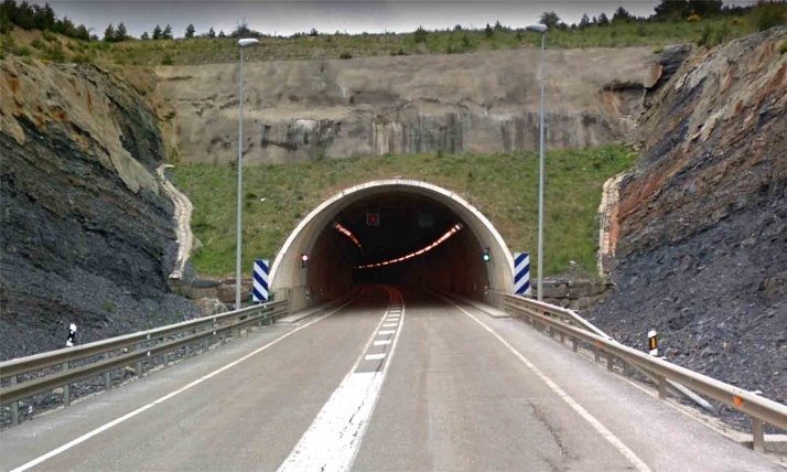 El mantenimiento del Túnel de Piqueras obliga a desviar el tráfico por el antiguo puerto