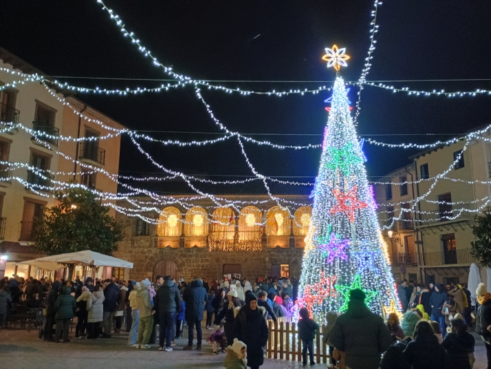 Los más pequeños encienden la Navidad en Ágreda