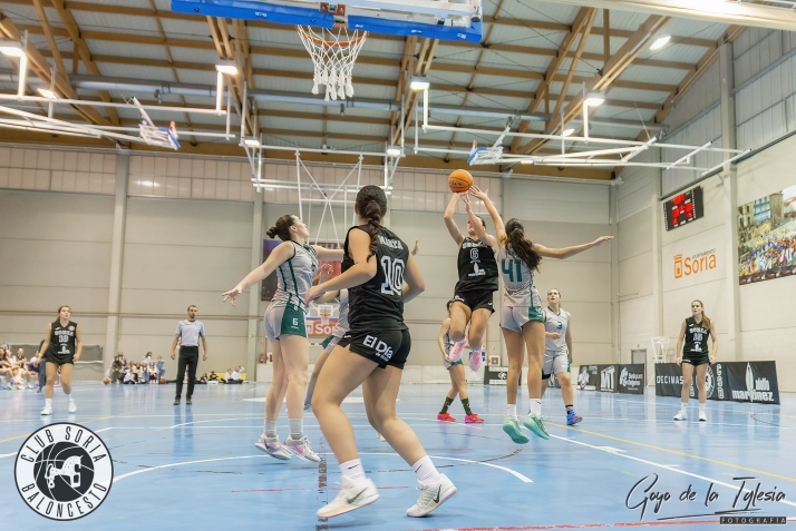 El físico condena al CSB femenino en Villamuriel (95-63)