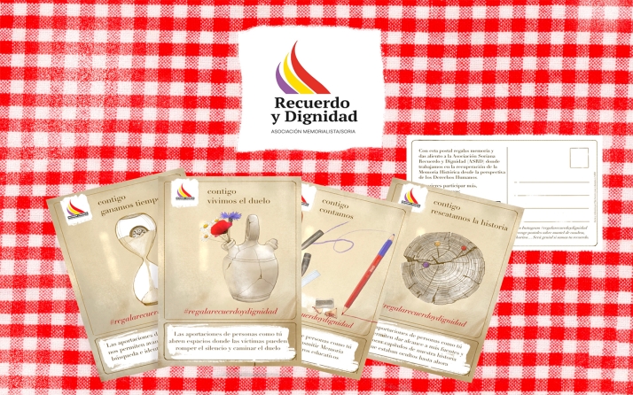 Recuerdo y Dignidad celebra 20 años con sus postales solidarias