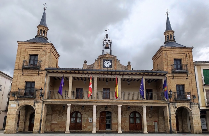 El Ayuntamiento burgense reivindica su modelo de deuda cero y bajos impuestos