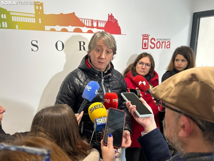 Carlos Martínez pide a Feijóo que tome las riendas del PP en Castilla y León para adelantar las elecciones