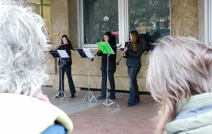 Música en breve y con clave navideña en la capital
