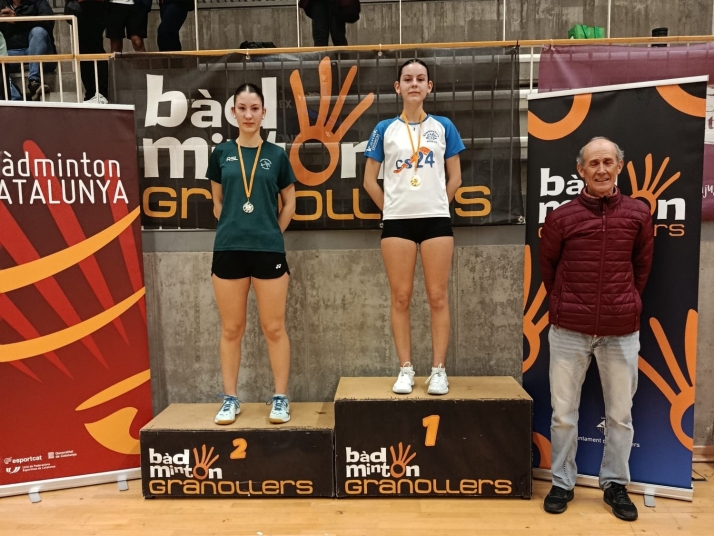 El Club Bádminton Soria-CS24 concluye la temporada 2025 con dos victorias en tierras catalanas