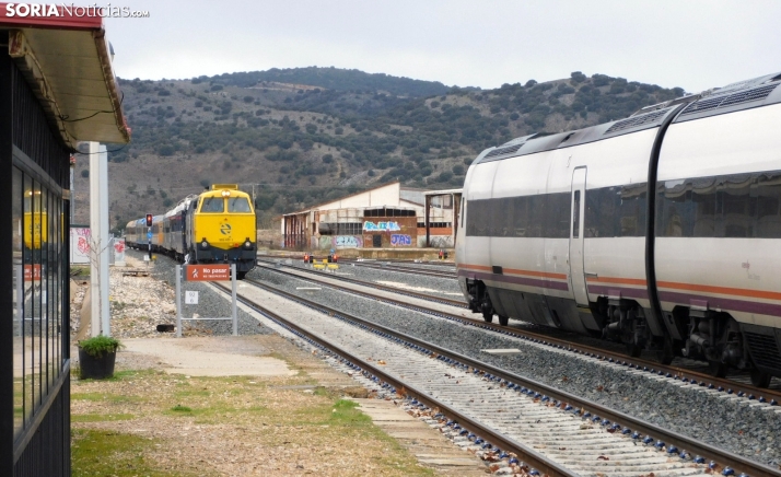 Adif convoca 267 plazas de empleo público para personal operativo