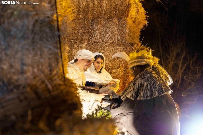 GALERÍA | Oncala y su Belén Viviente pintan de Navidad las Tierras Altas