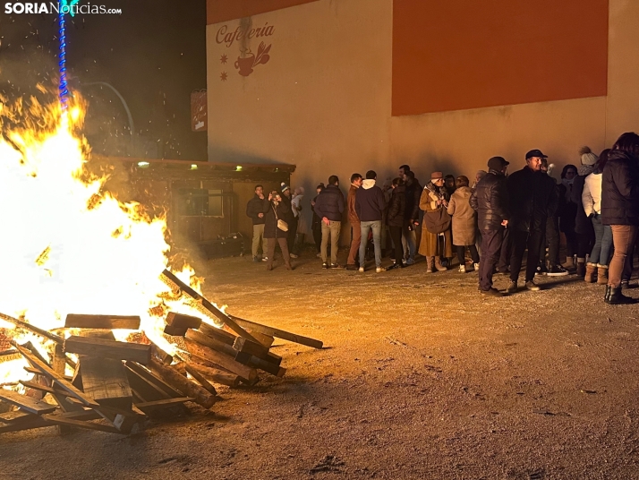 En fotos: Santa Bárbara enciende Golmayo al calor de su Luminaria