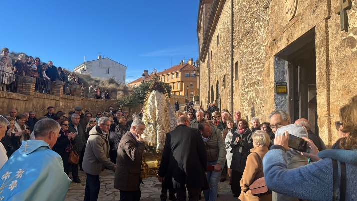 La imagen de la Virgen del Coro regresa al convento de las Concepcionistas en Ágreda