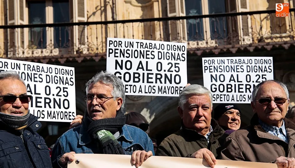 Manifestación de pensionistas en la Plaza Mayor de Salamanca