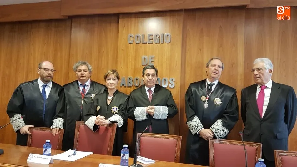 Emotivo acto en el Colegio de Abogados