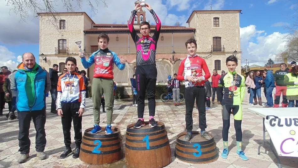 Juan Mari Cuella se alzón con la victoria en la prueba infantil.