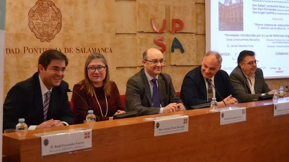 Participantes en la jornada sobre la nueva Ley de Autónomos