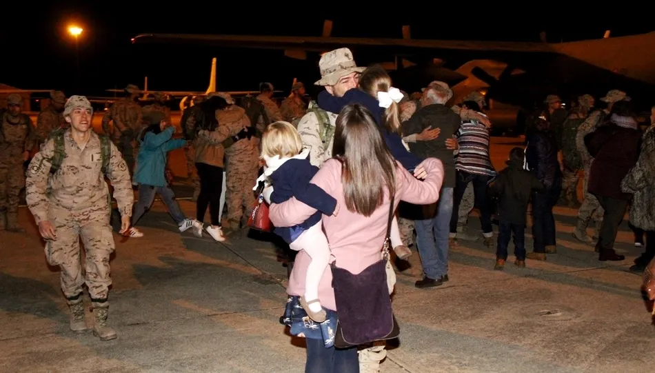 Las familias recibieron con mucho cariño a los militares
