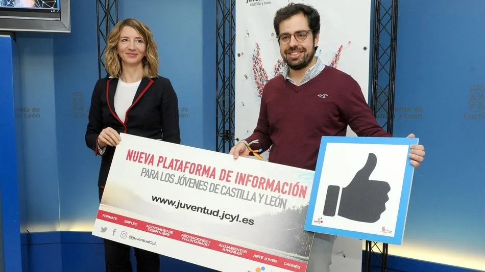 La consejera de Familia e Igualdad de Oportunidades, Alicia García, en la presentación de la nueva Plataforma de Información Juvenil