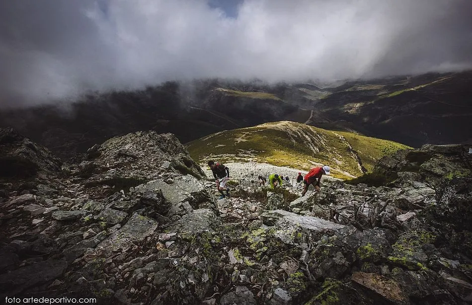 Los deportistas podrán ascender a la Peña de Francia cuando quieran en la nueva propuesta Tres Valles. Fotos: Arte Deportivo